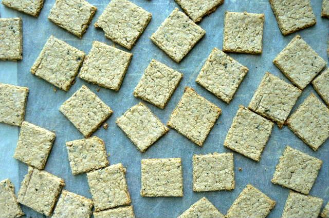 Peppered Rosemary Oat Crackers Pictures, Images and Photos