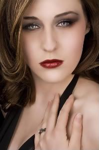 http://i55.photobucket.com/albums/g122/pinkdc16/l_bc87a71ebd7343078986929619a139-1.jpg