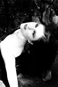 http://i55.photobucket.com/albums/g122/pinkdc16/l_e3a8b7ab690a57005f1f09150645fa-1.jpg