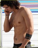 th_orlando-bloom-sympathy-for-delic-12.jpg