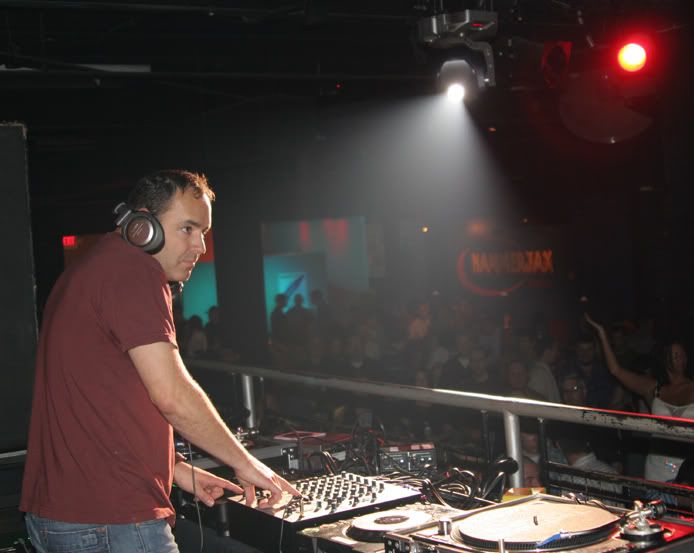 IMAGE: http://i55.photobucket.com/albums/g124/DougC1982/IMG_6381.jpg