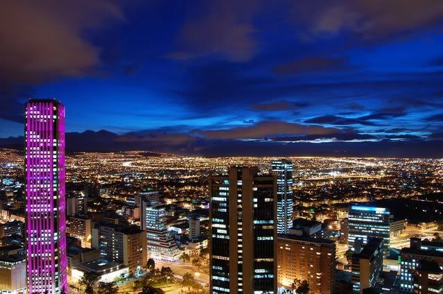 bogotaatnight.jpg Bogota at night image by bogota06_2006