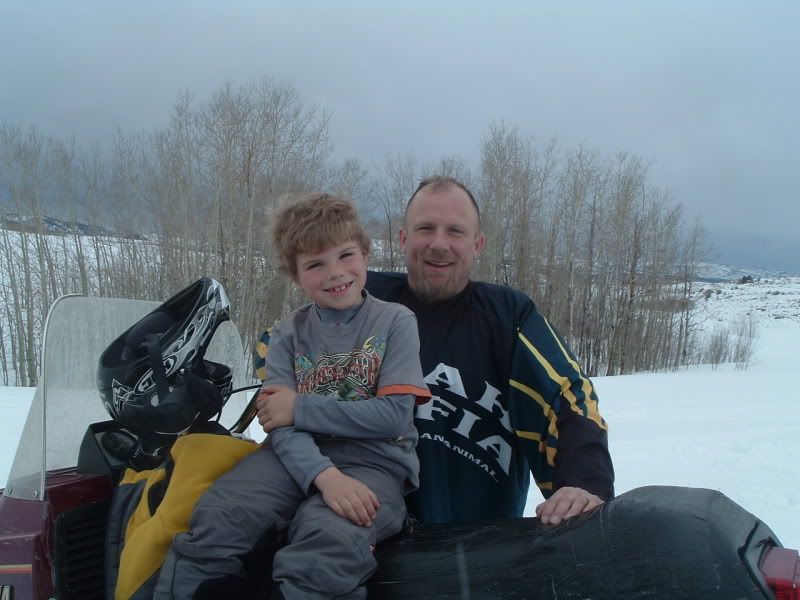 HaydenSledding2Apr11009.jpg