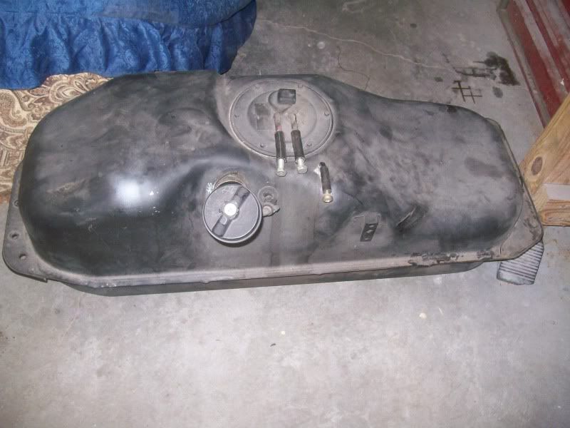 Nissan hardbody gas tanks #6