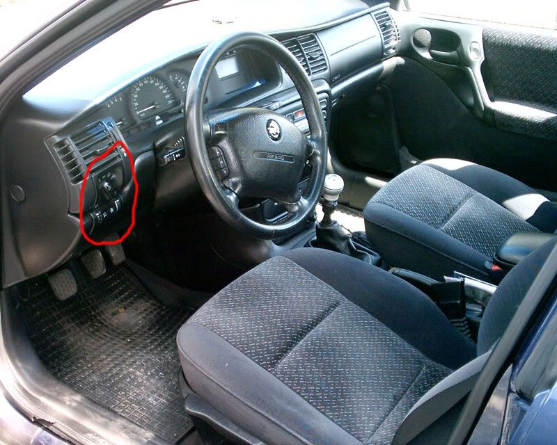 Opel_vectra_b-interior.jpg