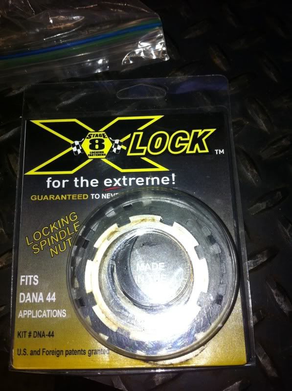 Tire carrier spindle kit, Stage8 D44 spindle XLock Pirate 4x4