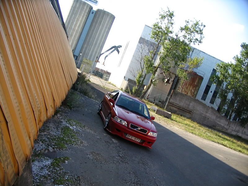 http://i55.photobucket.com/albums/g135/barret_2006/My%20car/senaste026.jpg