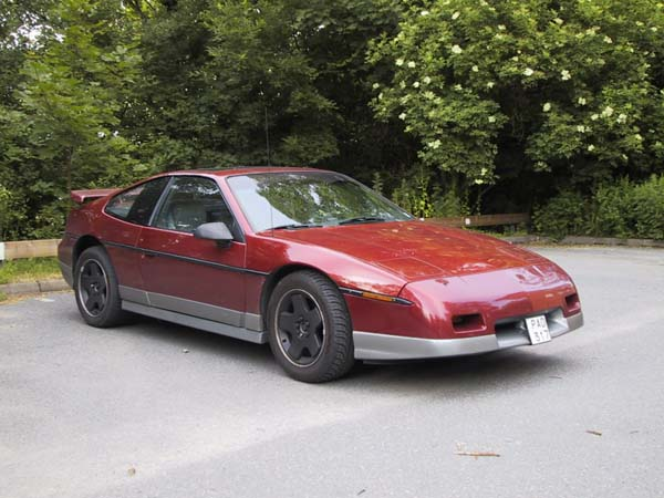 Pontiac Fiero V8. Pontiac Fiero with BMW V8