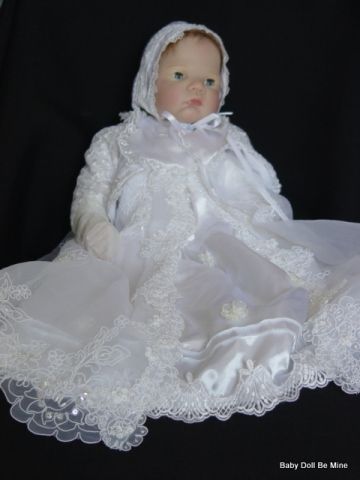 doll that opens and closes eyes