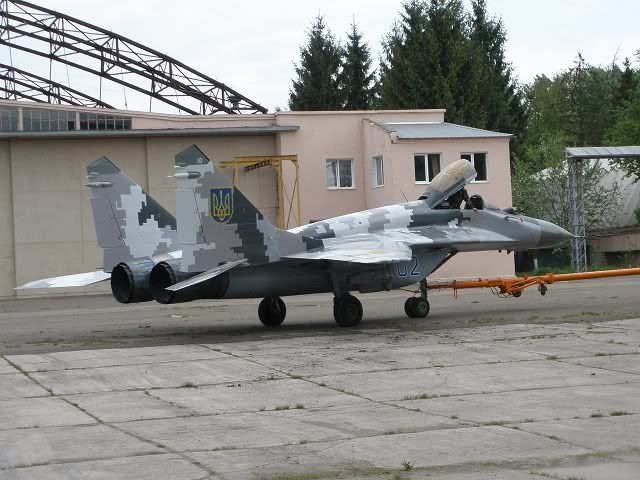MiG-2902_9-13Uk.jpg