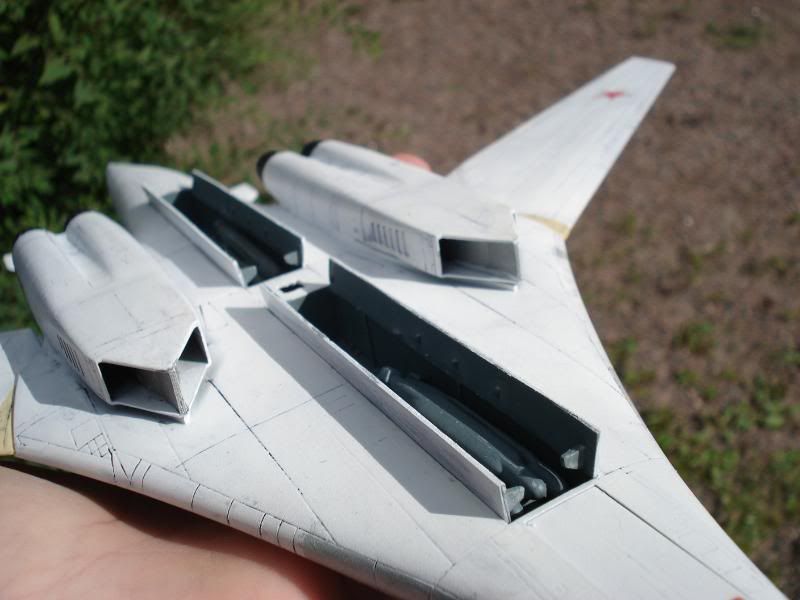 tu-160012.jpg
