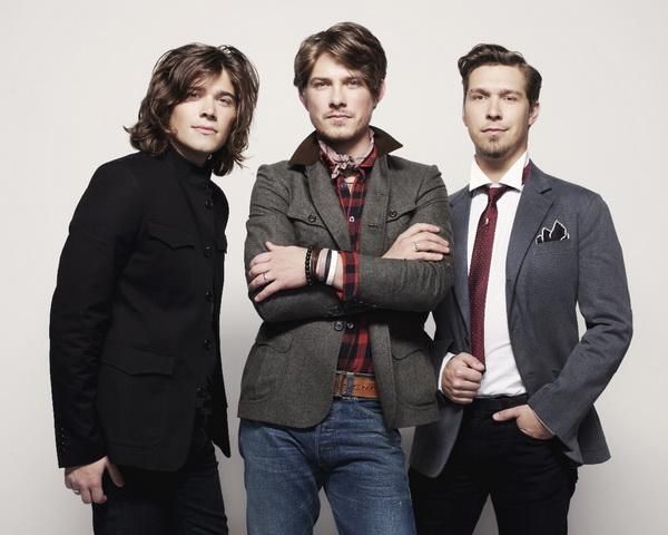 hanson,isaac hanson,taylor hanson,zac hanson,mmmbop