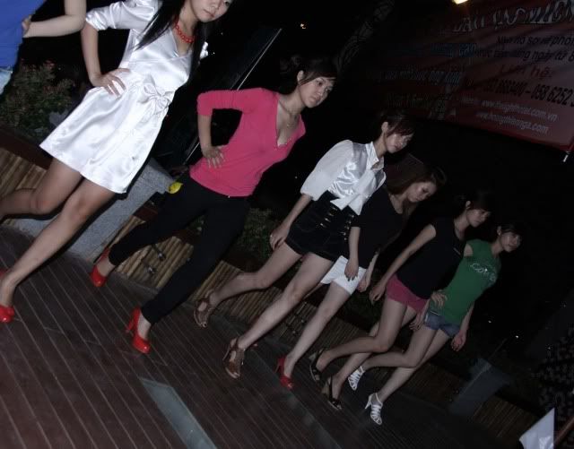 người mẫu catwalk