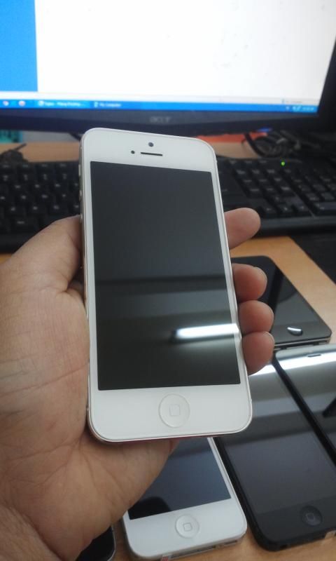 Quận 10 : Vài cây IP4 , IP4S , IP5 mới 99% giá shock cho anh em - 3