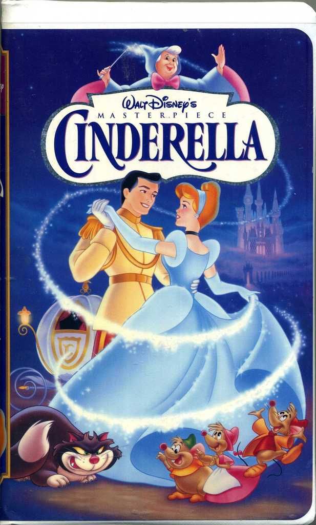 Cinderella (Walt Disney's Masterpiece) [VHS]