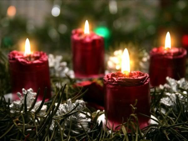 christmas-candlelight-living-deskto.jpg