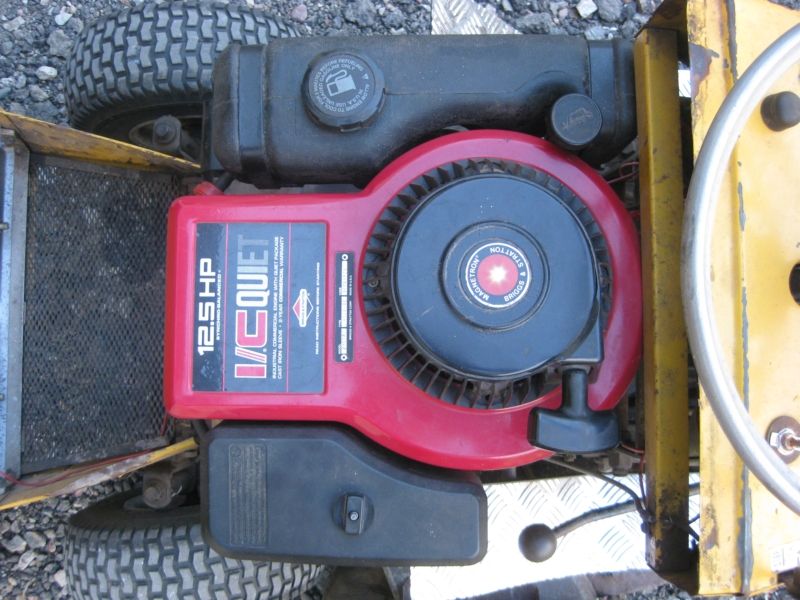 [Linked Image from i55.photobucket.com]