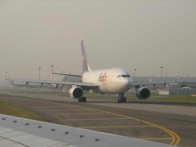 http://i55.photobucket.com/albums/g155/Sam68040/malaysia%20aircraft/IMG_3391.jpg