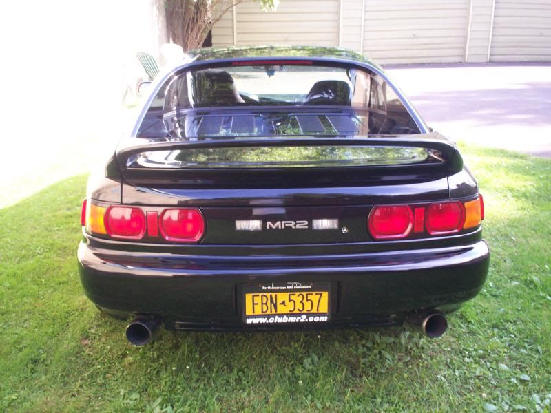 http://i55.photobucket.com/albums/g156/91MR2_photos/1991%20Toyota%20MR2%20-%20August%202011/033.jpg