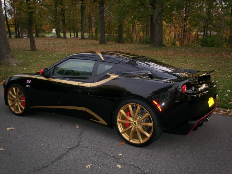 http://i55.photobucket.com/albums/g156/91MR2_photos/2012%20Lotus%20Evora%20S%20GP%20Edition/027_zps57d50589.jpg