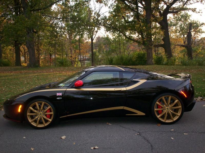 http://i55.photobucket.com/albums/g156/91MR2_photos/2012%20Lotus%20Evora%20S%20GP%20Edition/030_zps432b86d3.jpg