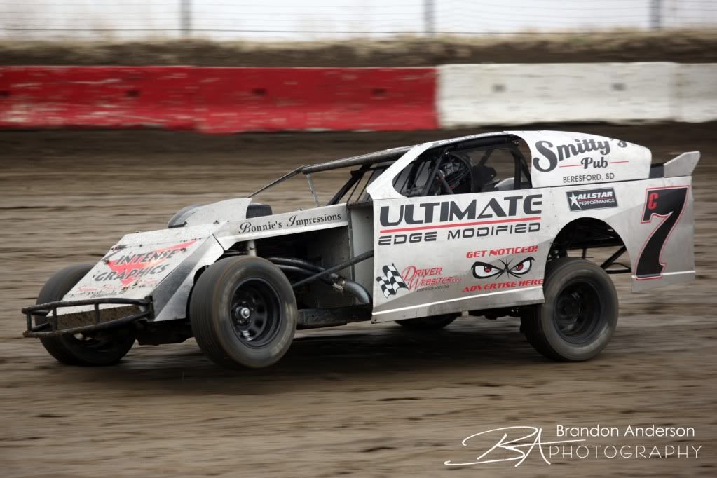 IMAGE: http://i55.photobucket.com/albums/g157/andersonproductions/040811I-80Speedway1-1-1.jpg