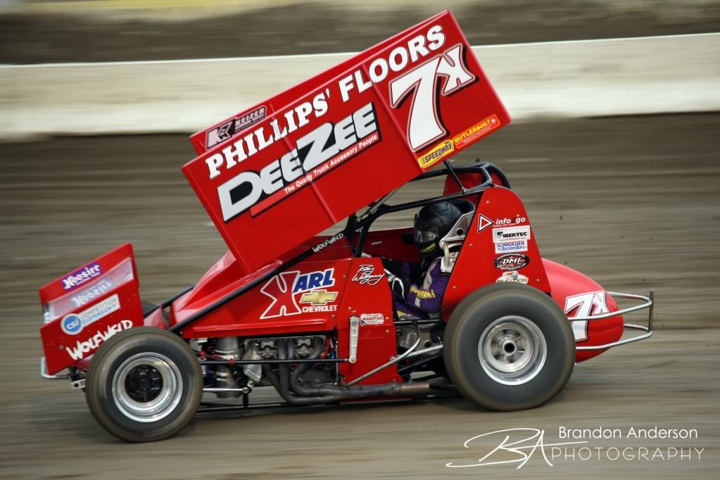 IMAGE: http://i55.photobucket.com/albums/g157/andersonproductions/040811I-80Speedway97-27.jpg