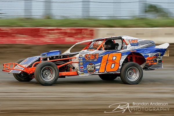 IMAGE: http://i55.photobucket.com/albums/g157/andersonproductions/060711I-80Speedway313-44.jpg