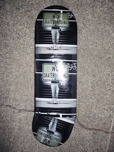  photo NoSkateboardingAmiaArt copy_zpstprsbcc7.jpg