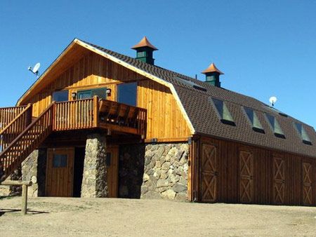 horse_barn_lodge_wilderness_resort.jpg