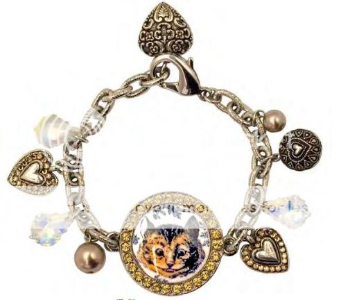 Queen Alice Collection Alice in Wonderland Theme Swarovski Crystal 