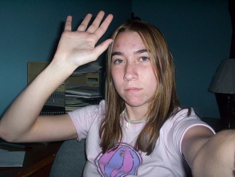 100_1725.jpg *raises hand* image by LT-Sanders