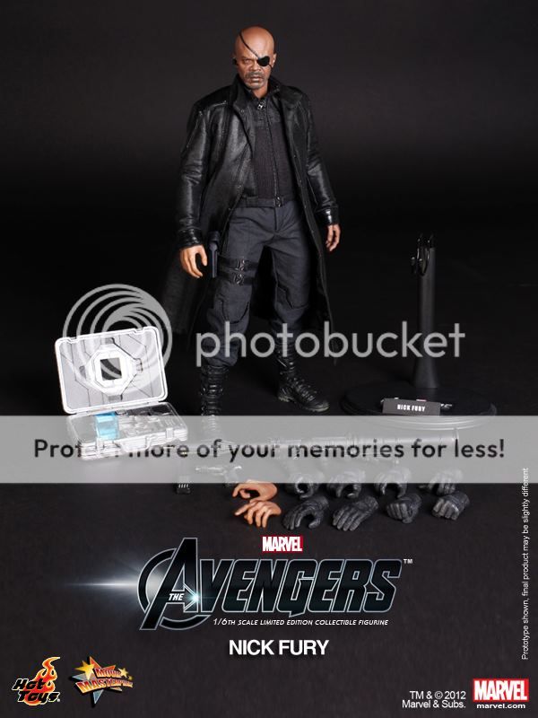 Hot Toys Avengers   Nick Fury Limited Edition Collectible Figurine 